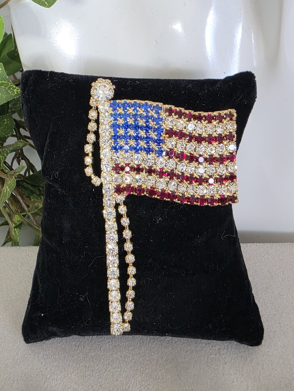 Statement American Flag Brooch Pin Red White Blue Rhinestone